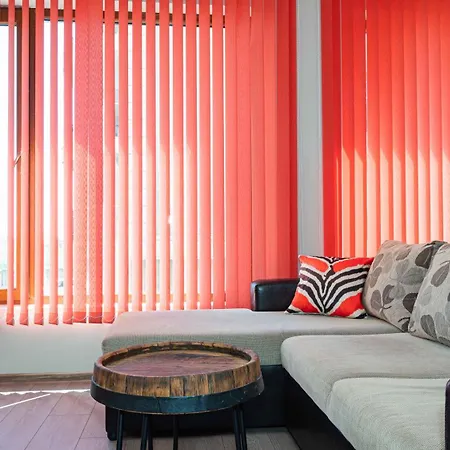 Апартамент Flat Lora Поморие